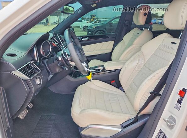 4JGDF7FE7JB007637 2018 MERCEDES-BENZ GLS White Вид салону спереду