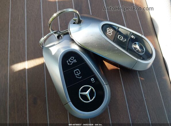 4JGDM4EB2PA014988 2023 MERCEDES-BENZ EQS 580 SUV White Widok deski rozdzielczej