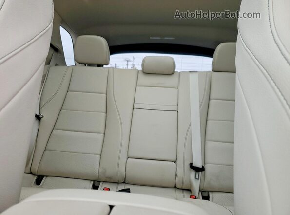 4JGFB5KB6RB016202 2024 MERCEDES-BENZ GLE White Rear seats view