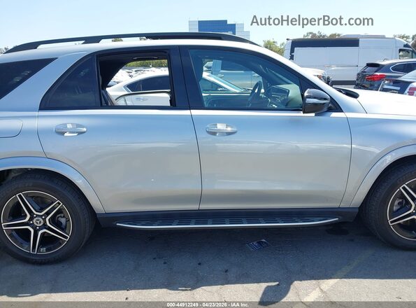 4JGFB5KB9PA961082 2023 MERCEDES-BENZ GLE 450 Silver Widok wnętrza 360 stopni