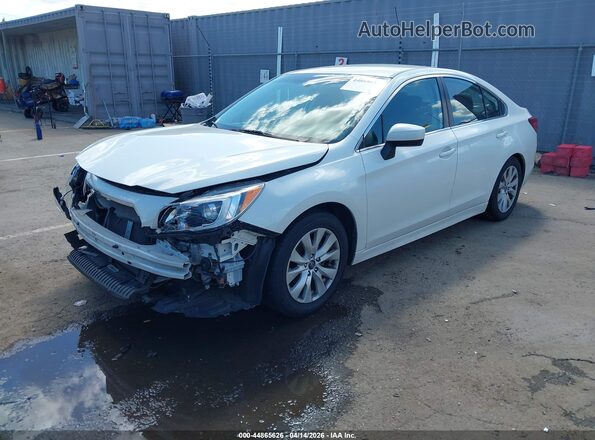 4S3BNAC64H3067095 2017 SUBARU LEGACY White Przód lewy