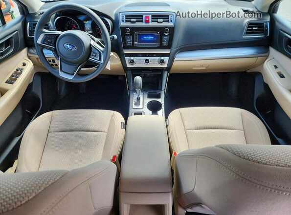 4S4BSAAC5J3258379 2018 SUBARU OUTBACK Silver Widok deski rozdzielczej