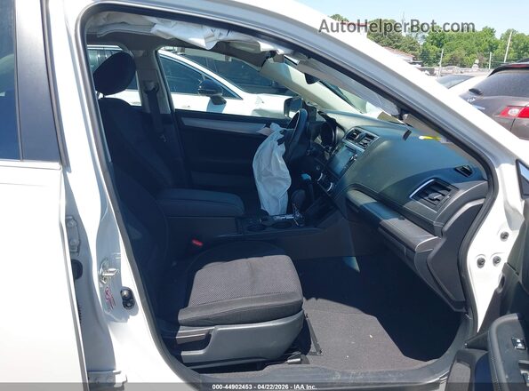 4S4BSAFC0J3322871 2018 SUBARU OUTBACK White წინა სალონის ხედი