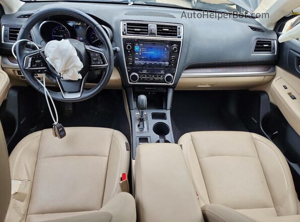 4S4BSAJC5K3384310 2019 SUBARU OUTBACK Black Vista del salpicadero