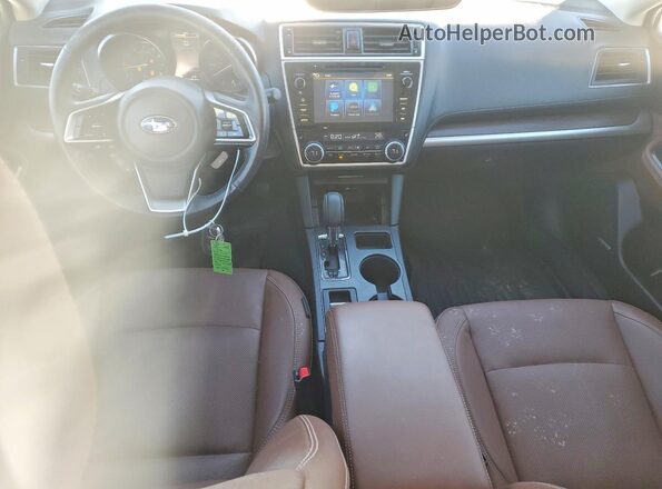 4S4BSATC9K3203853 2019 SUBARU OUTBACK White Dashboard view