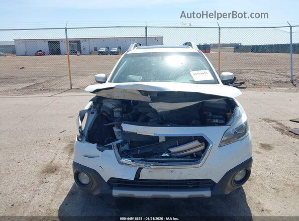 4S4BSENC0H3355095 2017 SUBARU OUTBACK White Widok zestawu wskaźników