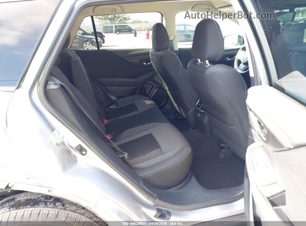 4S4BTADC2S3304485 2025 SUBARU OUTBACK Silver Вид наклейки з VIN-кодом