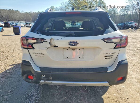 4S4BTAPC7R3145159 2024 SUBARU OUTBACK White უკანა ხედი