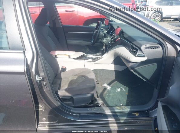 4T1C11AK5NU035953 2022 TOYOTA LE Gray Вид салону спереду