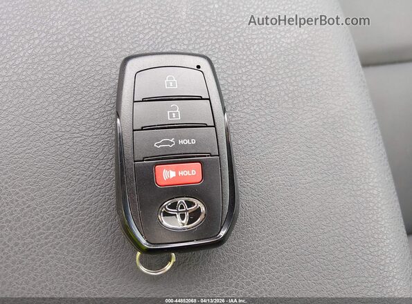 4T1DAACK0SU164843 2025 TOYOTA CAMRY White Vista del salpicadero