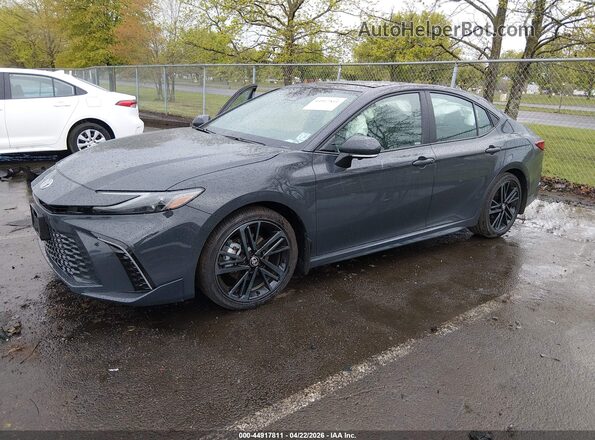 4T1DAACK4TU238136 2026 TOYOTA CAMRY Gray Առջևի ձախ երեք քառորդ տեսարան