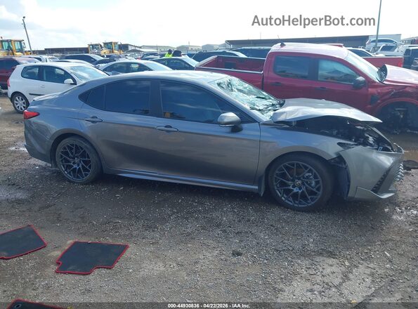 4T1DAACK5SU595209 2025 TOYOTA CAMRY Серый Вид задней части салона