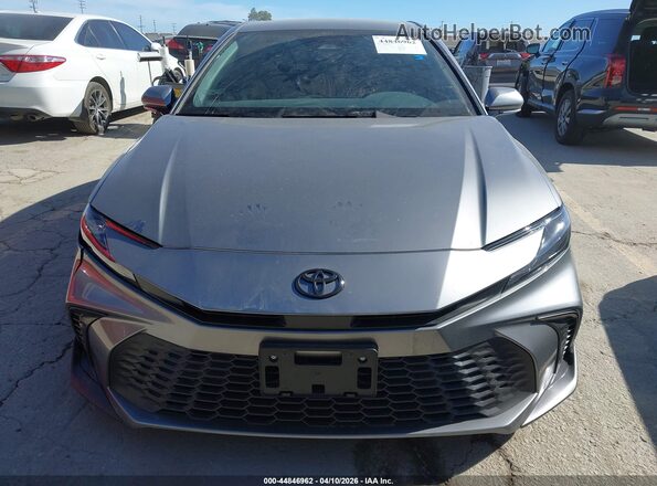 4T1DAACK6TU696261 2026 TOYOTA CAMRY Gray ხელსაწყოთა პანელის ხედი