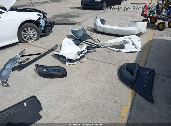 4T1DAACK8SU194236 2025 TOYOTA LE Белый Вид щитка приборов