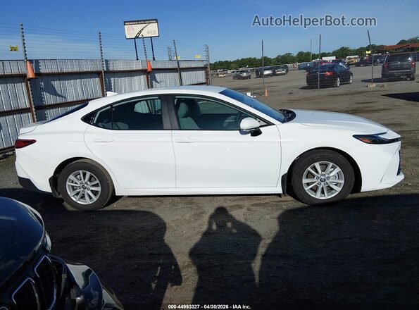4T1DAACKXTU236441 2026 TOYOTA LE White Rear interior view