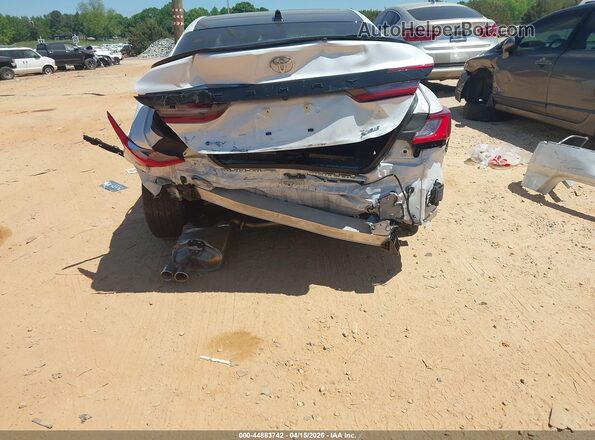 4T1DAACKXTU660296 2026 TOYOTA CAMRY White Widok z przodu