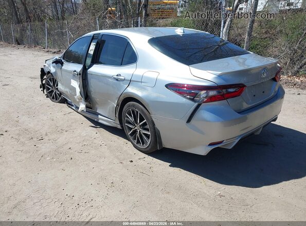 4T1G11BK8NU072589 2022 TOYOTA CAMRY Silver Tył lewy