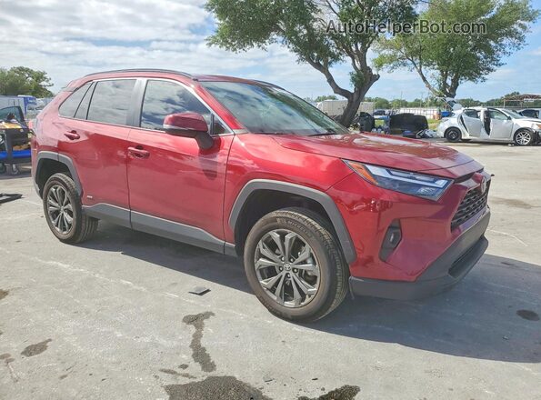 4T3B6RFV3NU087197 2022 TOYOTA LE Red Przód prawy