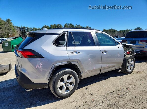 4T3RWRFV9MU044271 2021 TOYOTA LE Серебряный Задняя правая четверть