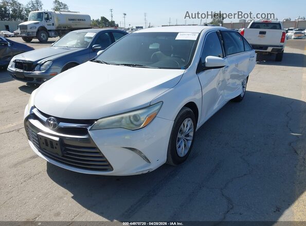 4T4BF1FK6GR563953 2016 TOYOTA LE White 