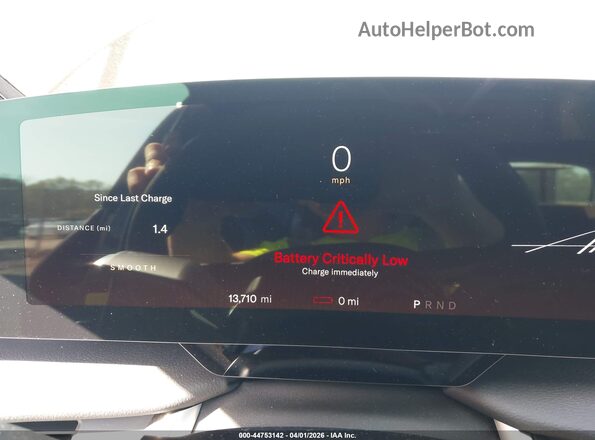 50EA1TEAXSA008166 2025 LUCID AIR Black Հետևի նստատեղերի տեսք