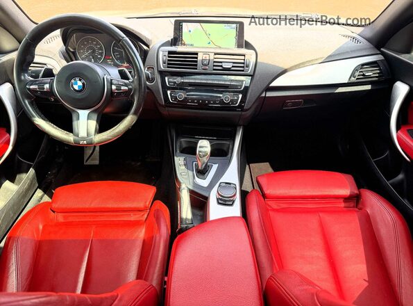 WBA1J9C53GV372181 2016 BMW M2 White უკანა სავარძლების ხედი