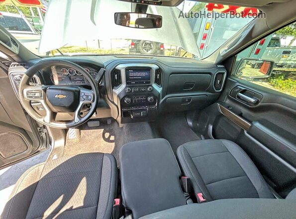 1GCRYDED6LZ143070 2020 CHEVROLET SILVERADO Серебряный 