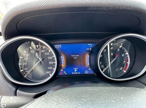 ZN661YUA5LX344605 2020 MASERATI LEVANTE Черный 