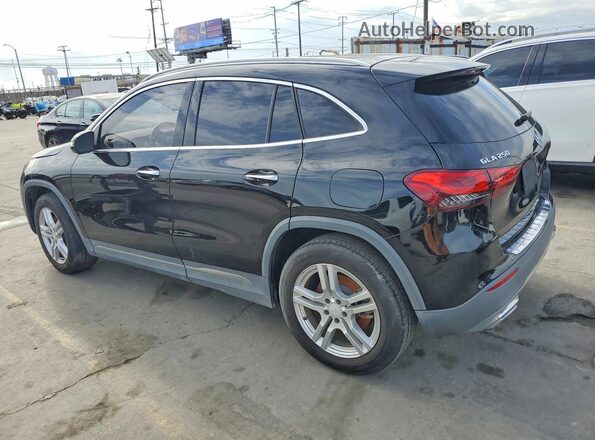 W1N4N4GB8MJ200568 2021 MERCEDES-BENZ GLA Black 