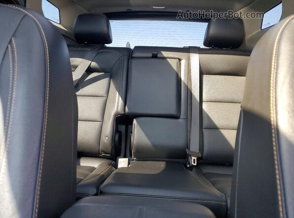 3GKALVEV6ML390743 2021 GMC TERRAIN Gray Vista interior trasera