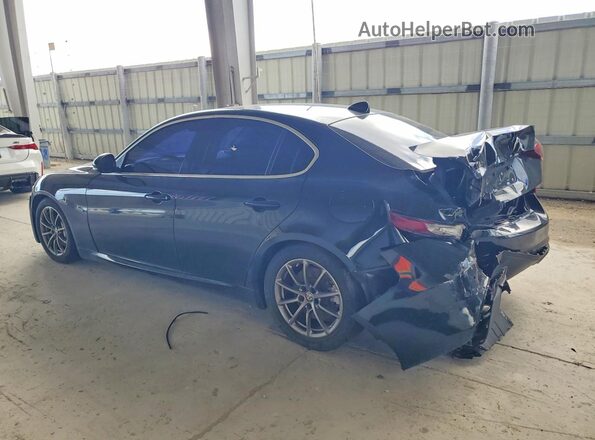 ZARFAEBN1J7593122 2018 ALFA ROMEO GIULIA Black 