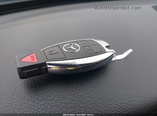 55SWF4JB4GU143639 2016 MERCEDES-BENZ C-CLASS White Widok deski rozdzielczej