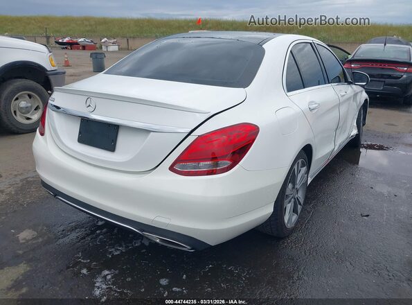 55SWF4JB4GU143639 2016 MERCEDES-BENZ C-CLASS White Tył prawy