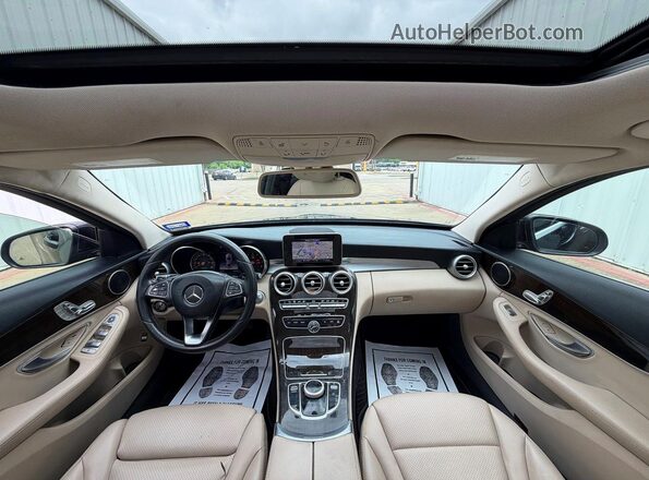 55SWF4JB4JU235776 2018 MERCEDES-BENZ C Black Vista del cuadro de instrumentos