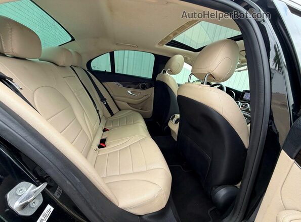 55SWF4JB4JU235776 2018 MERCEDES-BENZ C Black Vista trasera