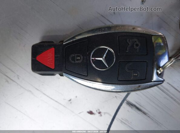 55SWF4JB4JU281625 2018 MERCEDES-BENZ C-CLASS Серый Вид панели приборов