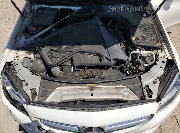 55SWF4JB8HU196250 2017 MERCEDES-BENZ C White 