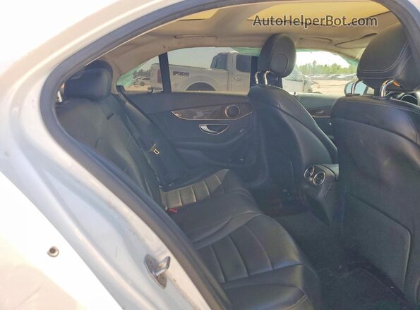 55SWF4JB8HU196250 2017 MERCEDES-BENZ C White 