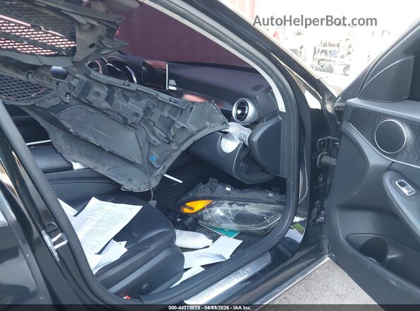 55SWF4JB9HU188514 2017 MERCEDES-BENZ C-CLASS Черный Вид салона спереди
