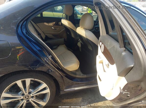 55SWF4JB9JU272208 2018 MERCEDES-BENZ C-CLASS Blue Widok naklejki z numerem VIN