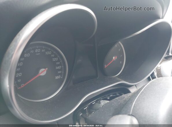 55SWF4KB2JU256401 2018 MERCEDES-BENZ C-CLASS Серебряный Вид задних сидений
