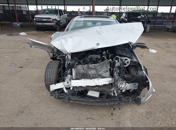 55SWF4KB2JU256401 2018 MERCEDES-BENZ C-CLASS Серебряный Вид спереди