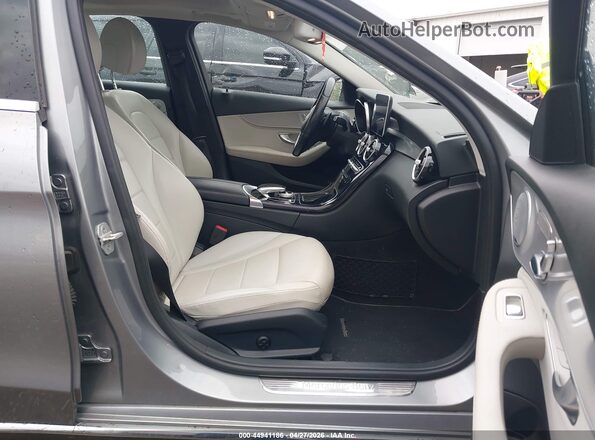 55SWF4KB3GU123879 2016 MERCEDES-BENZ C-CLASS Серебряный Вид салона спереди
