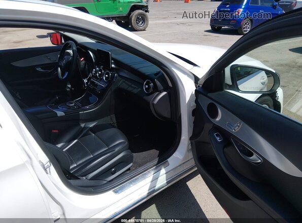 55SWF4KB7HU202957 2017 MERCEDES-BENZ C-CLASS White Front interior view