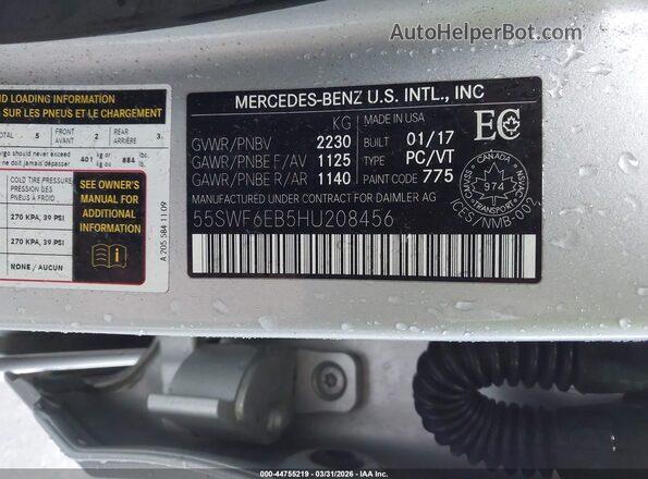 55SWF6EB5HU208456 2017 MERCEDES-BENZ AMG C 43 Silver Vista del compartimento del motor