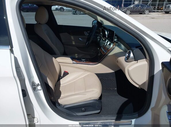 55SWF8DB0KU282761 2019 MERCEDES-BENZ C-CLASS White 