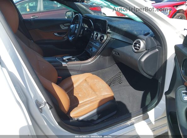 55SWF8DB0KU284123 2019 MERCEDES-BENZ C-CLASS White წინა სალონის ხედი