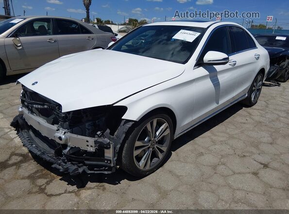 55SWF8DB8KU316316 2019 MERCEDES-BENZ C-CLASS Белый Передняя левая четверть