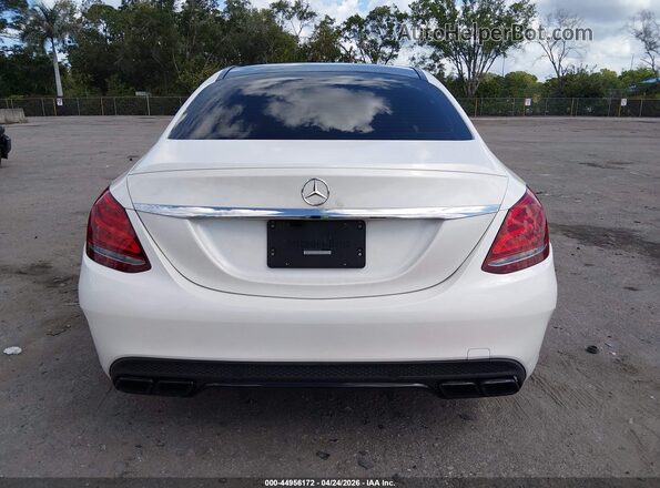 55SWF8HB2JU255585 2018 MERCEDES-BENZ AMG C 63 White 