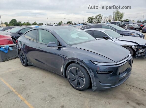 7SAYGDED1TF537387 2026 TESLA MODEL Y Gray Front view